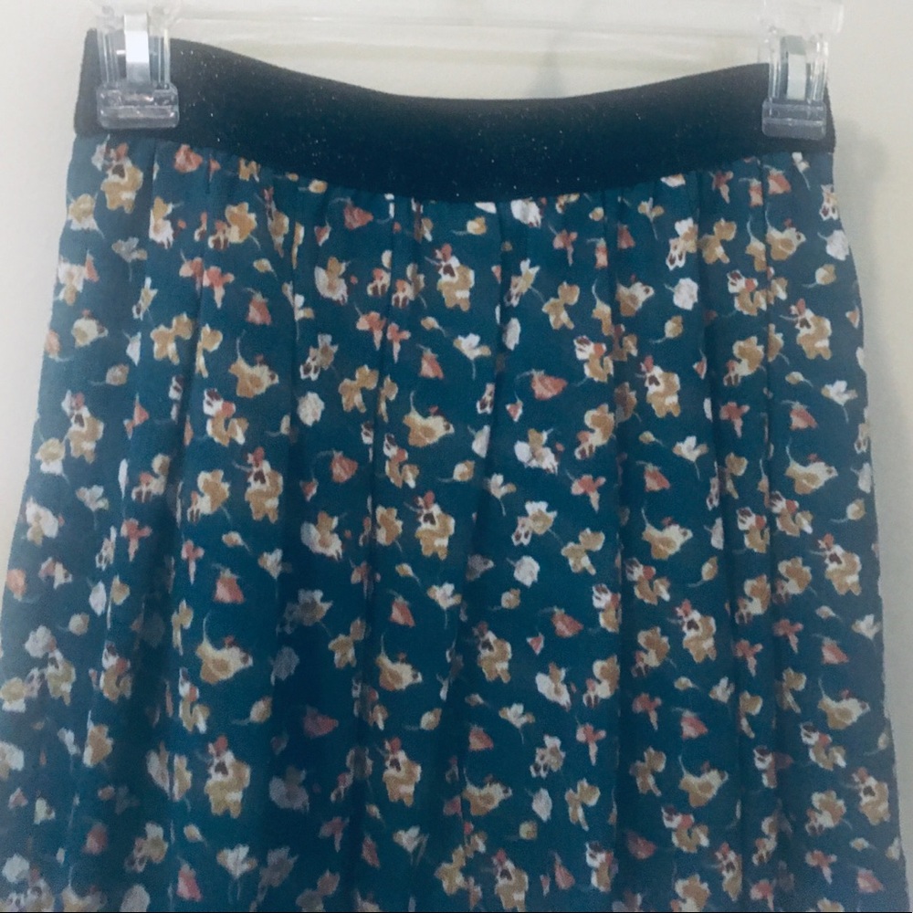 Mini Skirt - Picture 8 of 11